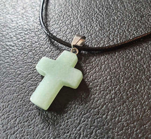 NATURAL STONE CROSS PENDANT NECKLACE